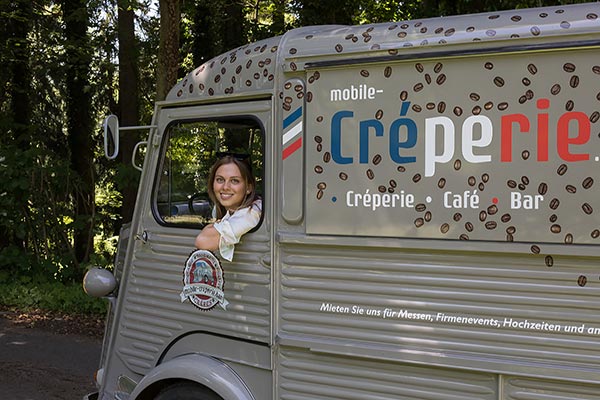 Mobile Crê­pe­rie Bar inklusive Café-Spezialitäten